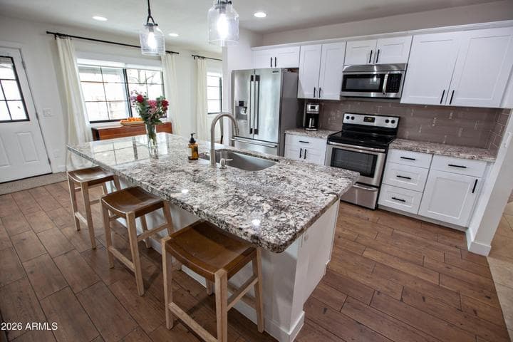 1217 E WATSON Drive, Tempe, AZ