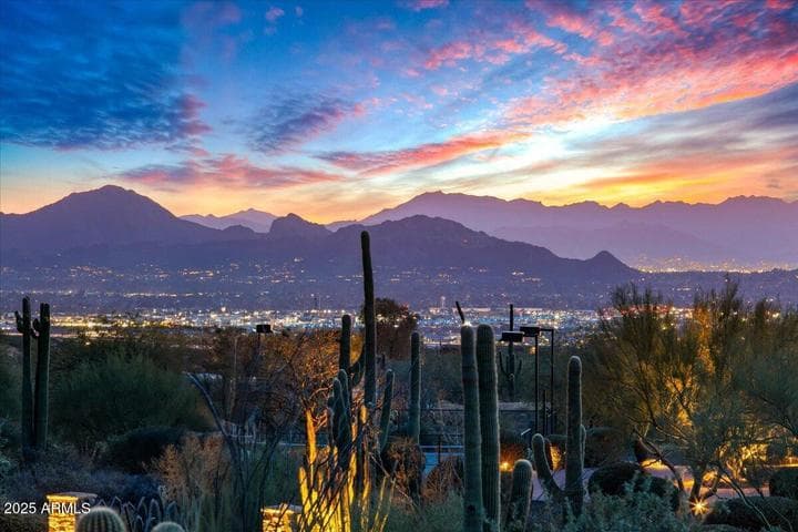 10029 E CALLE DE LAS BRISAS --, Scottsdale, AZ