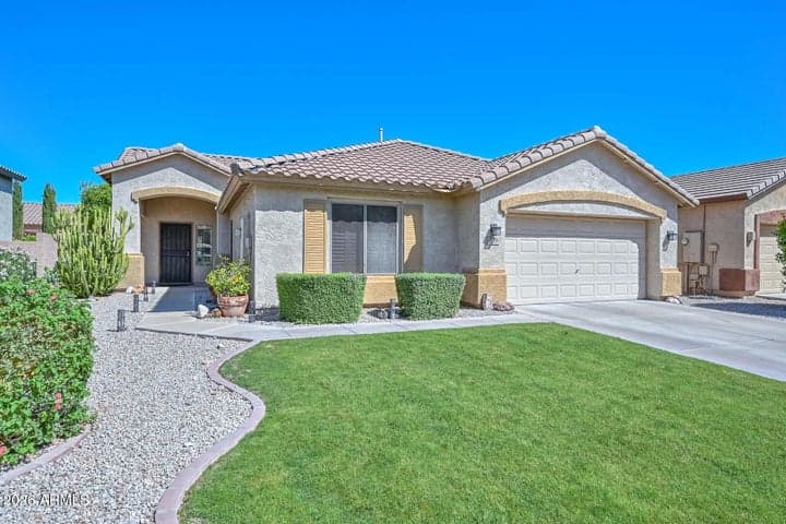 9206 W LONE CACTUS Drive, Peoria, AZ