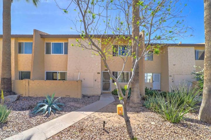 8055 E THOMAS Road #D102, Scottsdale, AZ