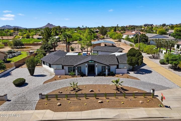 16424 N 44th Street, Phoenix, AZ
