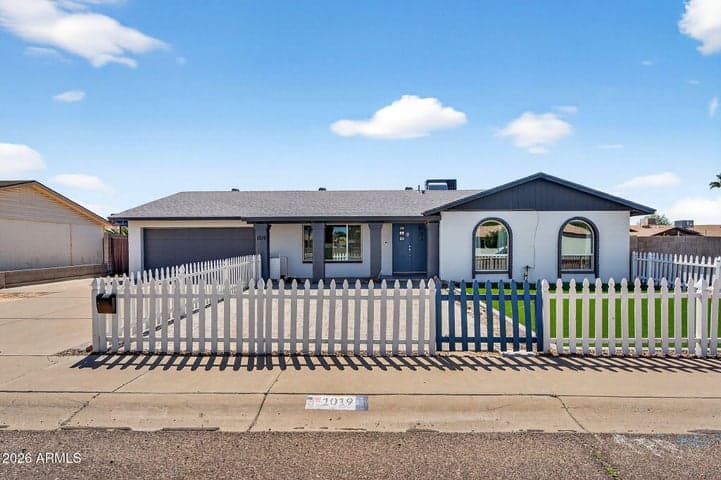 1019 W WESCOTT Drive, Phoenix, AZ