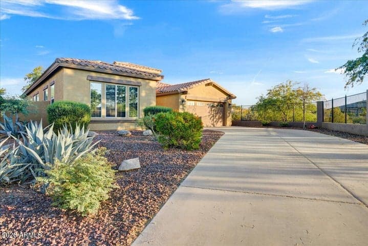 18025 W CASSIA Way, Goodyear, AZ