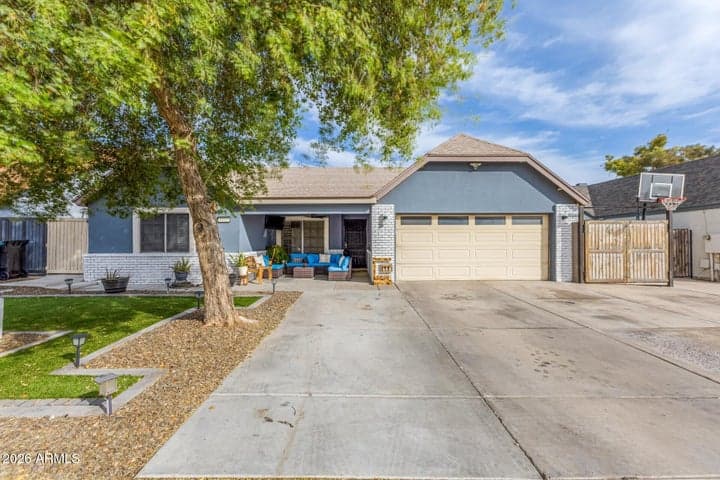 4807 W JULIE Drive, Glendale, AZ