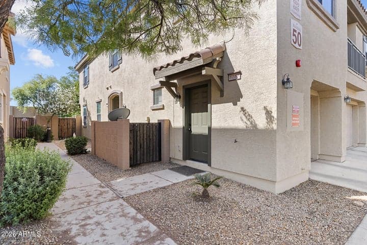 8189 W GROOM CREEK Road, Phoenix, AZ