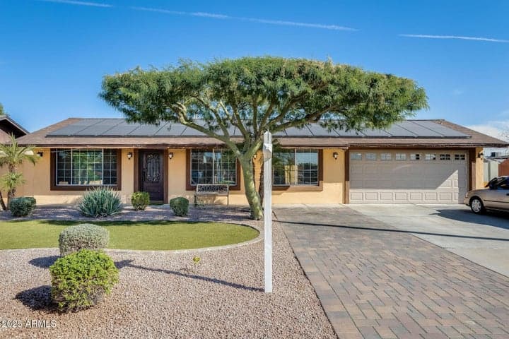 17633 N 15th Avenue, Phoenix, AZ