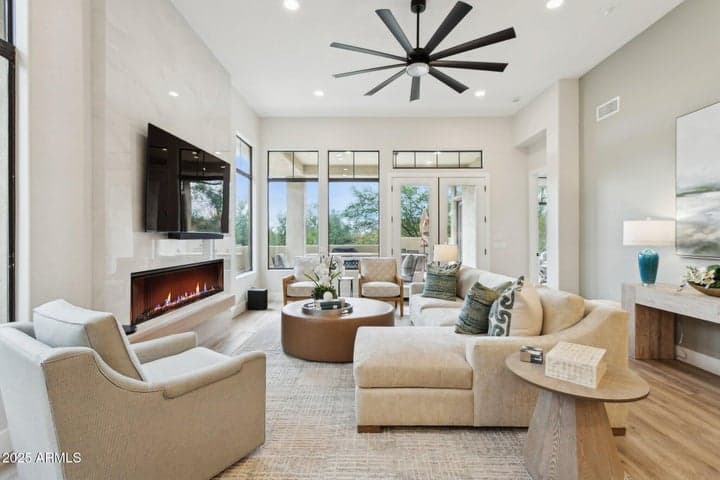 9270 E THOMPSON PEAK Parkway #364, Scottsdale, AZ