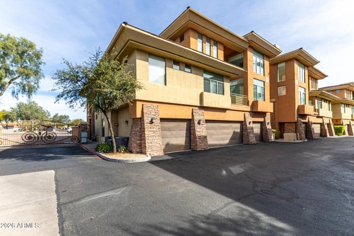 14450 N THOMPSON PEAK Parkway #215, Scottsdale, AZ