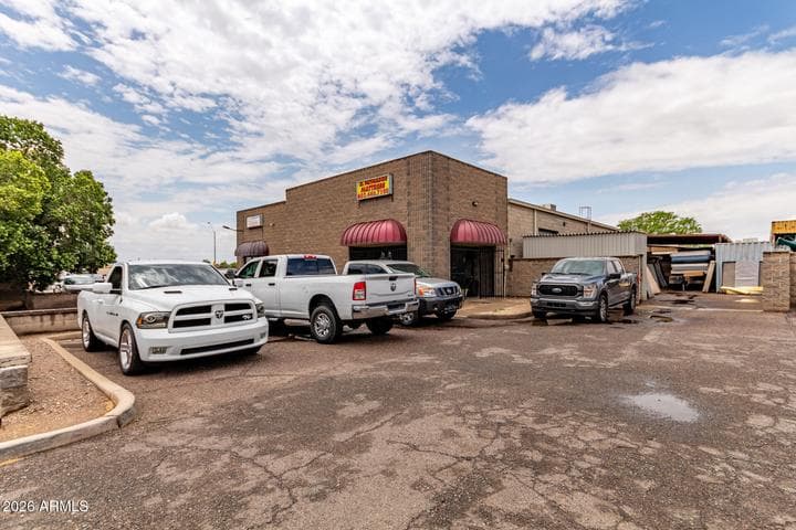 6016 N 57TH Avenue, Glendale, AZ