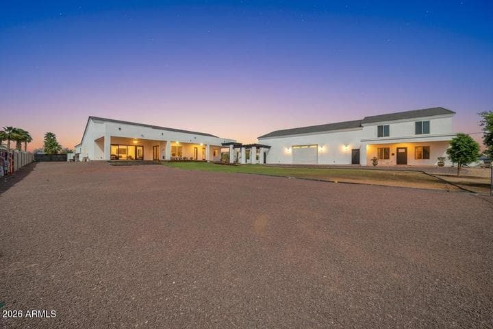 9321 W BUCKSKIN Trail, Peoria, AZ