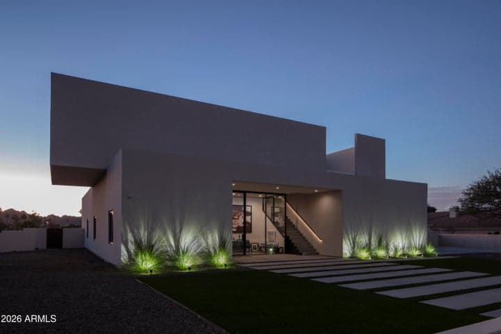 10310 N 37TH Street, Phoenix, AZ
