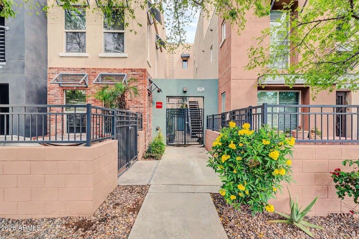 706 E WASHINGTON Street #204, Phoenix, AZ