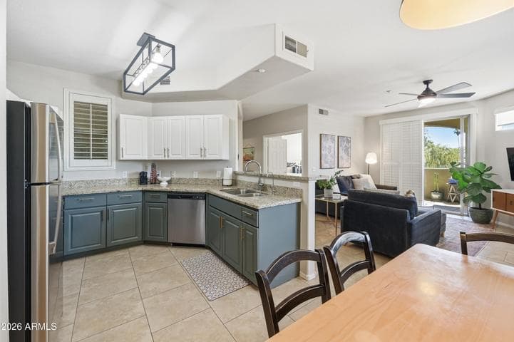5303 N 7TH Street #220, Phoenix, AZ