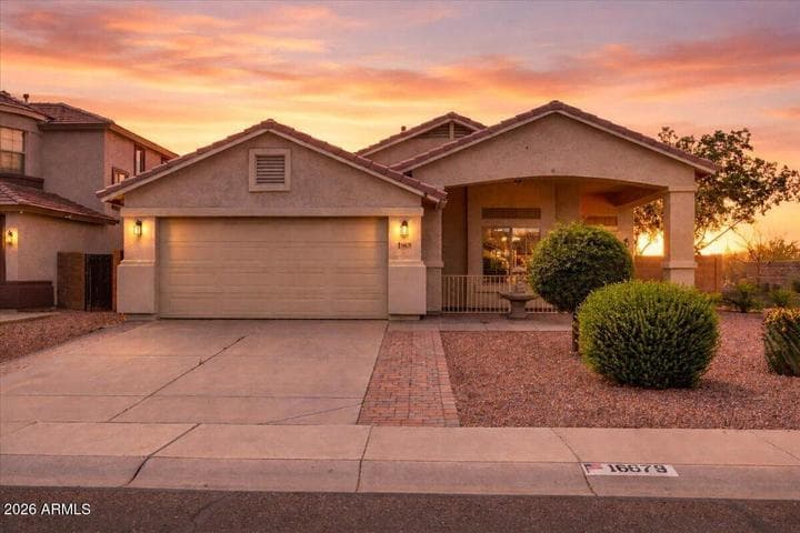16679 W SAGUARO Lane, Surprise, AZ