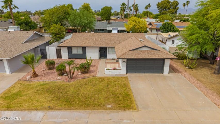 8716 E MITCHELL Drive, Scottsdale, AZ