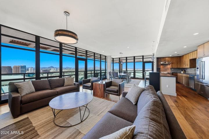 310 S 4TH Street #2204, Phoenix, AZ
