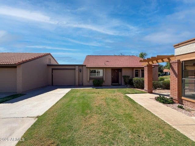 341 LEISURE WORLD --, Mesa, AZ