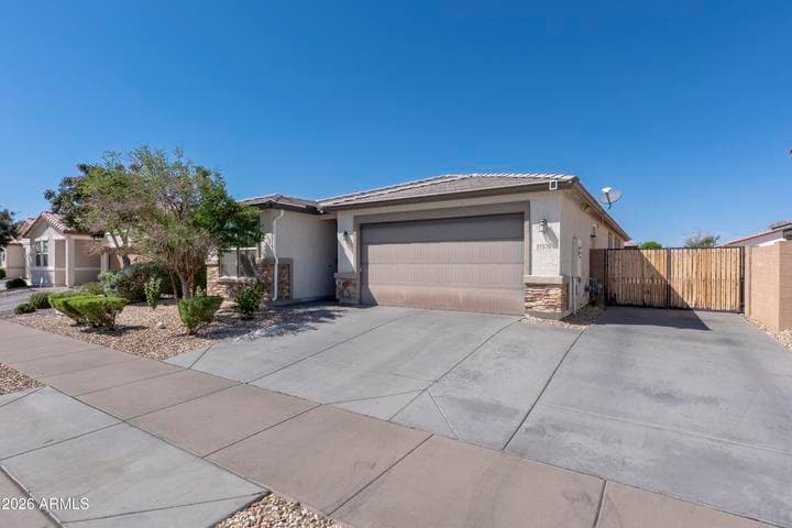 17576 W Desert Bloom Street, Goodyear, AZ