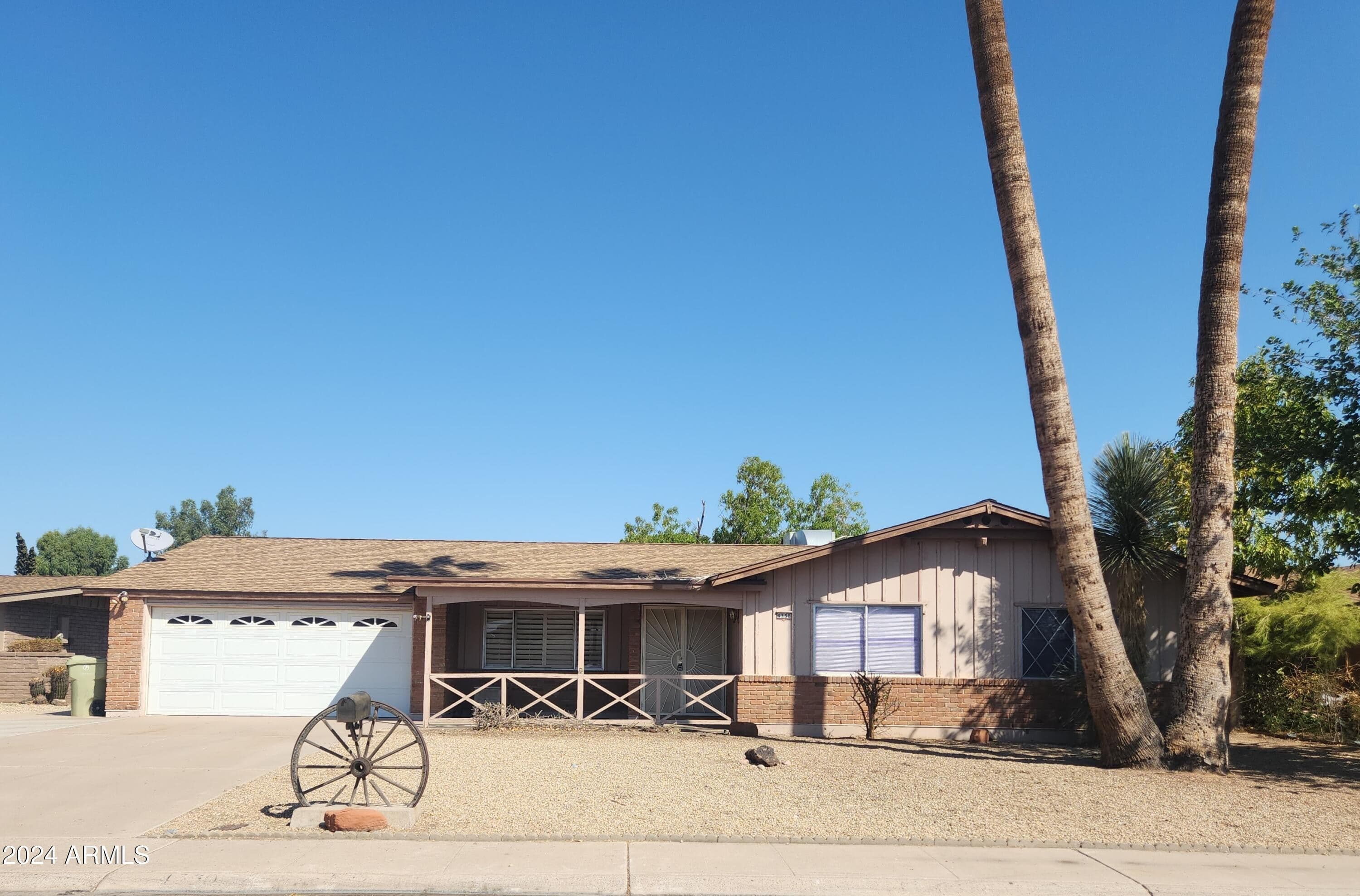 4330 W Royal Palm Road, Glendale, AZ