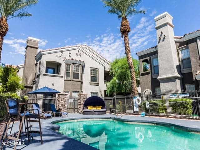 10 W Minnezona Avenue #B2, Phoenix, AZ