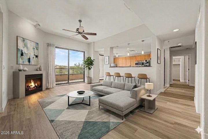 16 W ENCANTO Boulevard #312, Phoenix, AZ