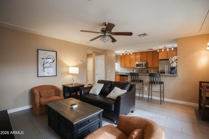 925 W MCDOWELL Road #108, Phoenix, AZ