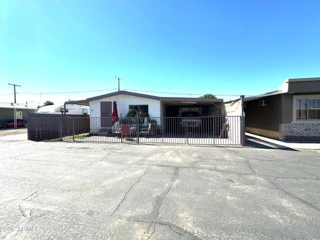 5002 W BETHANY HOME Road #104, Glendale, AZ