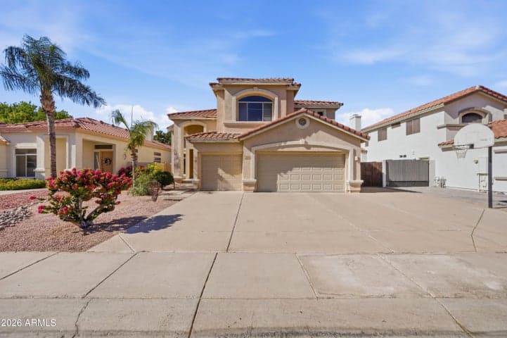 5960 W LONE CACTUS Drive, Glendale, AZ