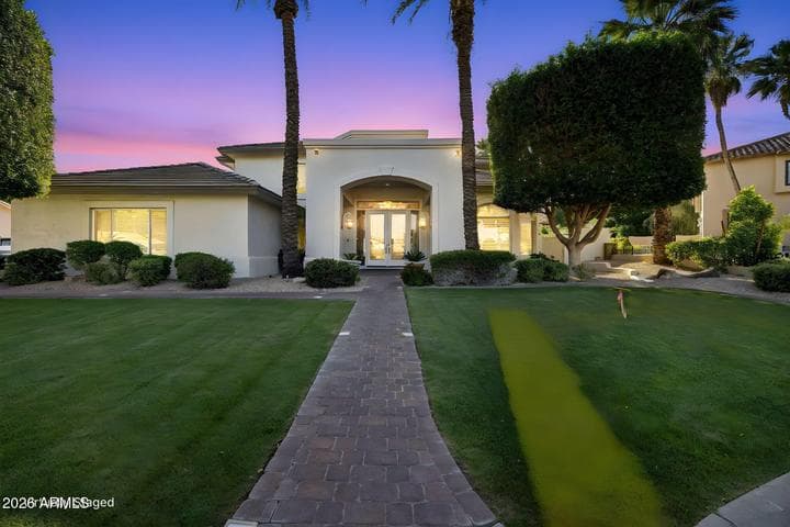 11814 S TUZIGOOT Court, Phoenix, AZ