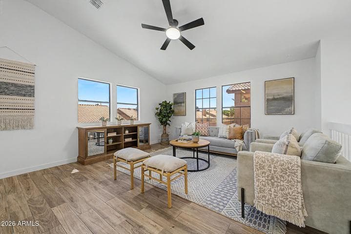 4021 E AMBERWOOD Drive, Phoenix, AZ