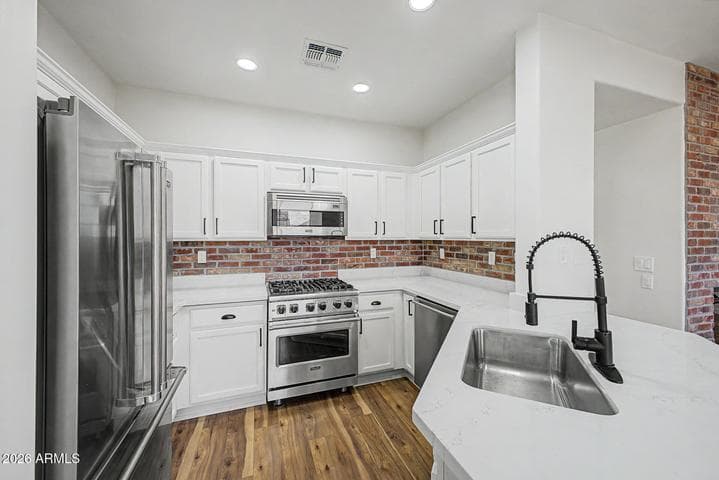 39606 N PRAIRIE Lane, Anthem, AZ