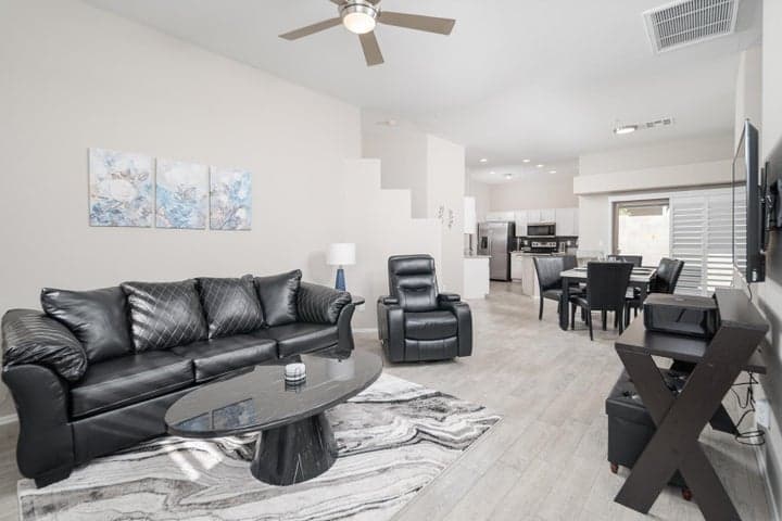 8164 W Zoe Ella, Peoria, AZ