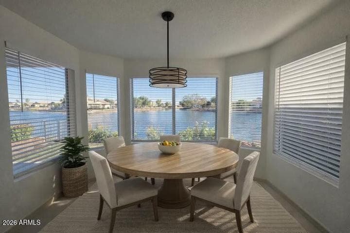 10525 W RUNION Drive, Peoria, AZ