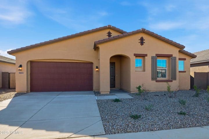 19015 W MARYLAND Avenue, Waddell, AZ
