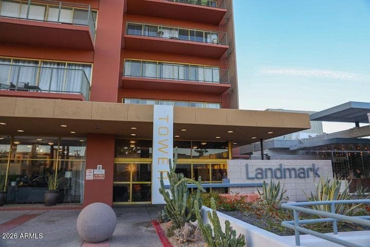 4750 N CENTRAL Avenue #6G, Phoenix, AZ