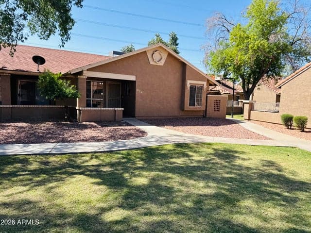 7020 W OLIVE Avenue #224, Peoria, AZ