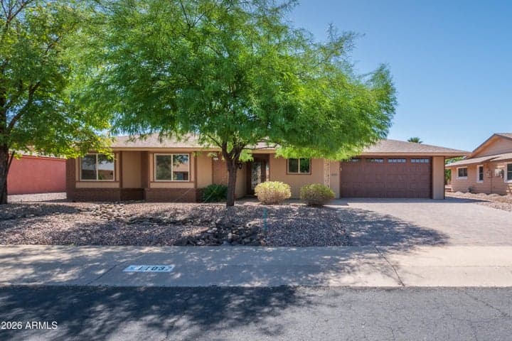 11037 W MEADE Drive, Sun City, AZ