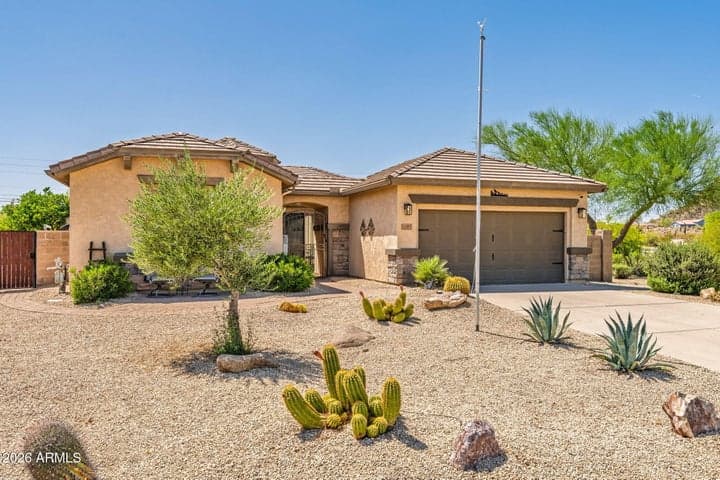 1197 W DESERT LILY Drive, San Tan Valley, AZ