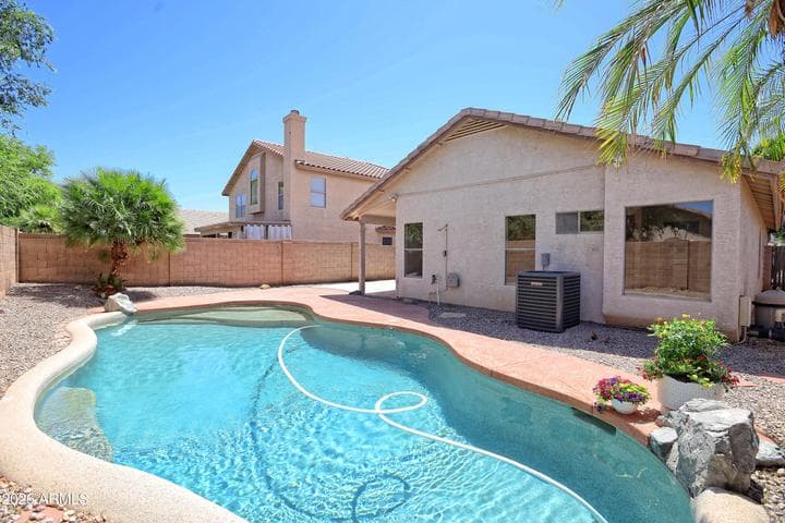 670 E KYLE Drive, Gilbert, AZ