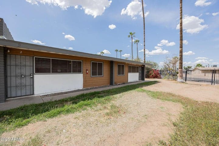 2115 W DEVONSHIRE Avenue #2, Phoenix, AZ