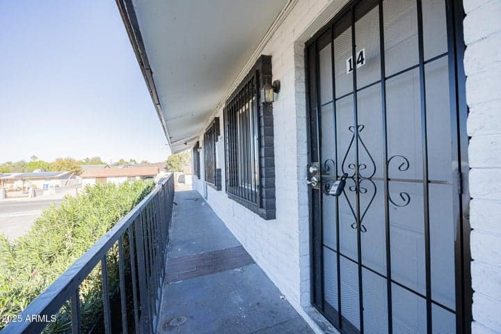 1703 W MOUNTAIN VIEW Road #14, Phoenix, AZ