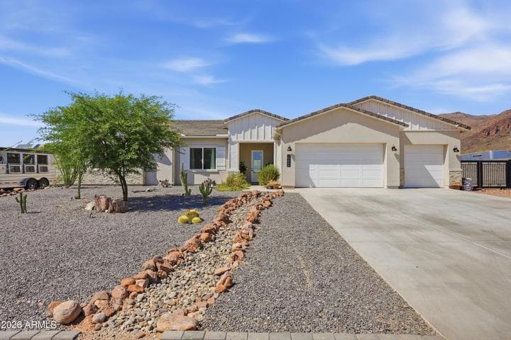 10464 E Magnolia Road, Gold Canyon, AZ