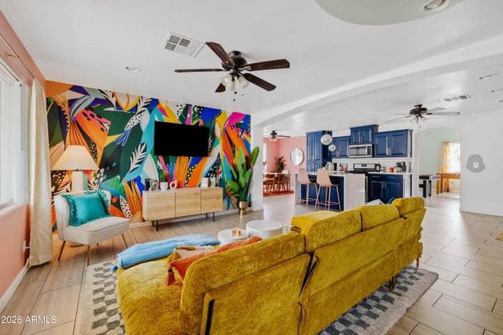 1101 E Ruth Avenue, Phoenix, AZ