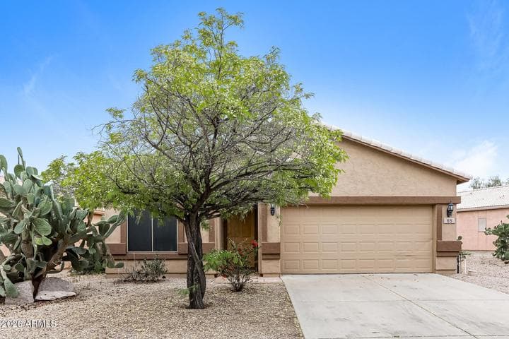 65 E SADDLE Way, San Tan Valley, AZ