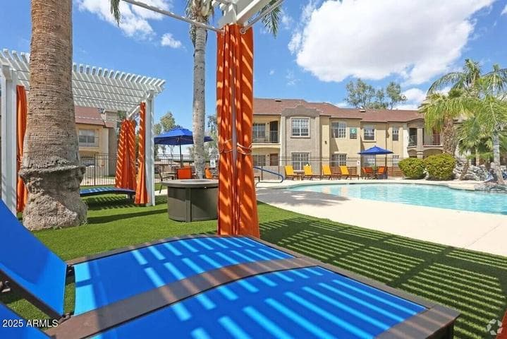 250 S Elizabeth Way #B2, Chandler, AZ