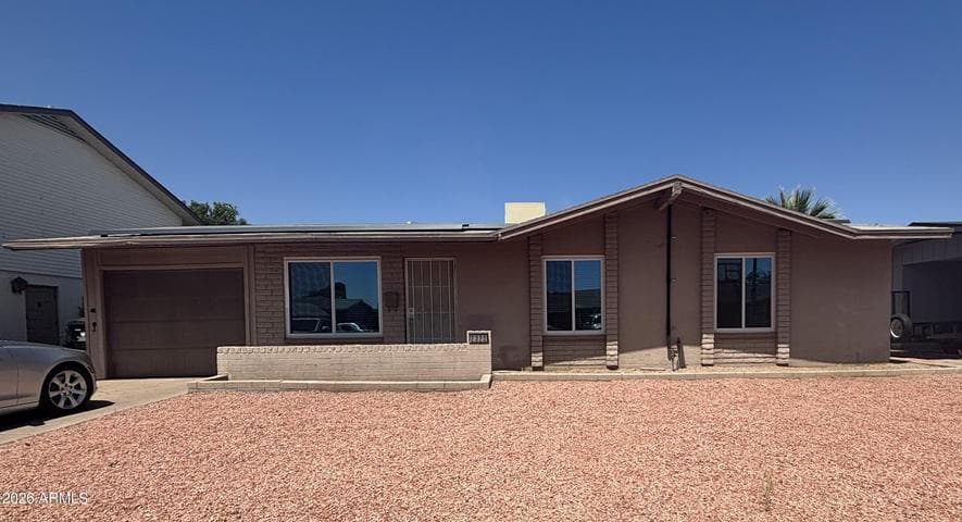 2320 W COLUMBINE Drive, Phoenix, AZ
