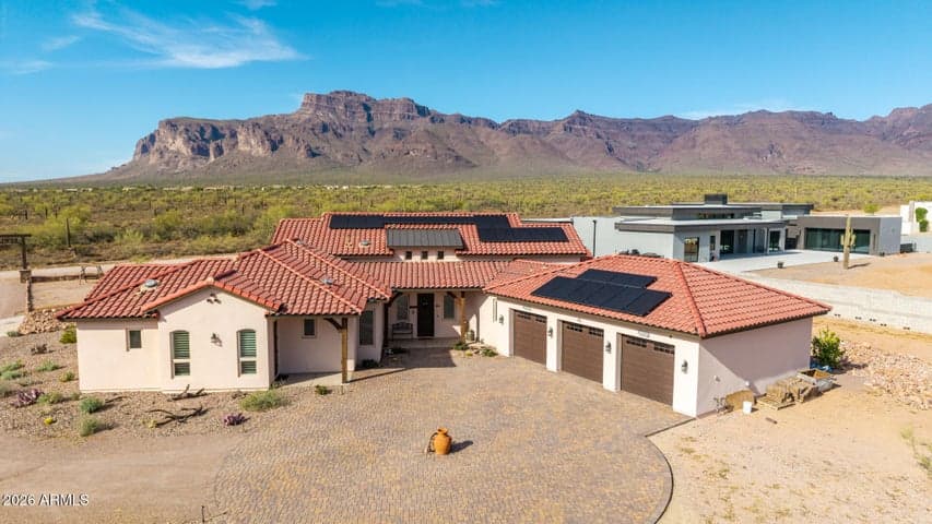 6519 E SOUTHERN Avenue, Apache Junction, AZ