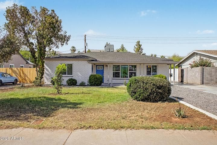 532 E CHEERY LYNN Road, Phoenix, AZ