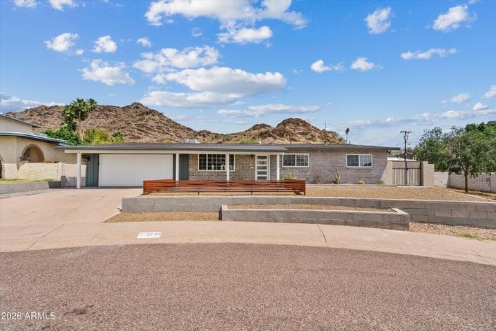 8515 N 13th Place, Phoenix, AZ