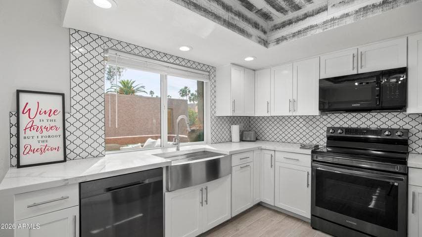 7329 N VIA CAMELLO DEL NORTE -- #115, Scottsdale, AZ